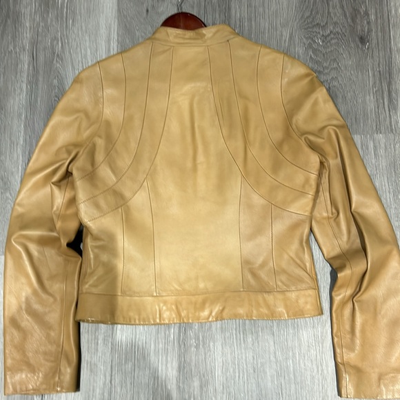 Calfskin leather bomber jacket - Picture 4 of 5
